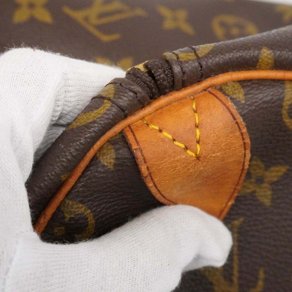 LOUIS VUITTON Brown Monogram Keepall 50 Boston Bag - Picture 12 of 15